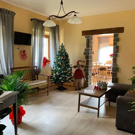 Dahu לינה וארוחת בוקר